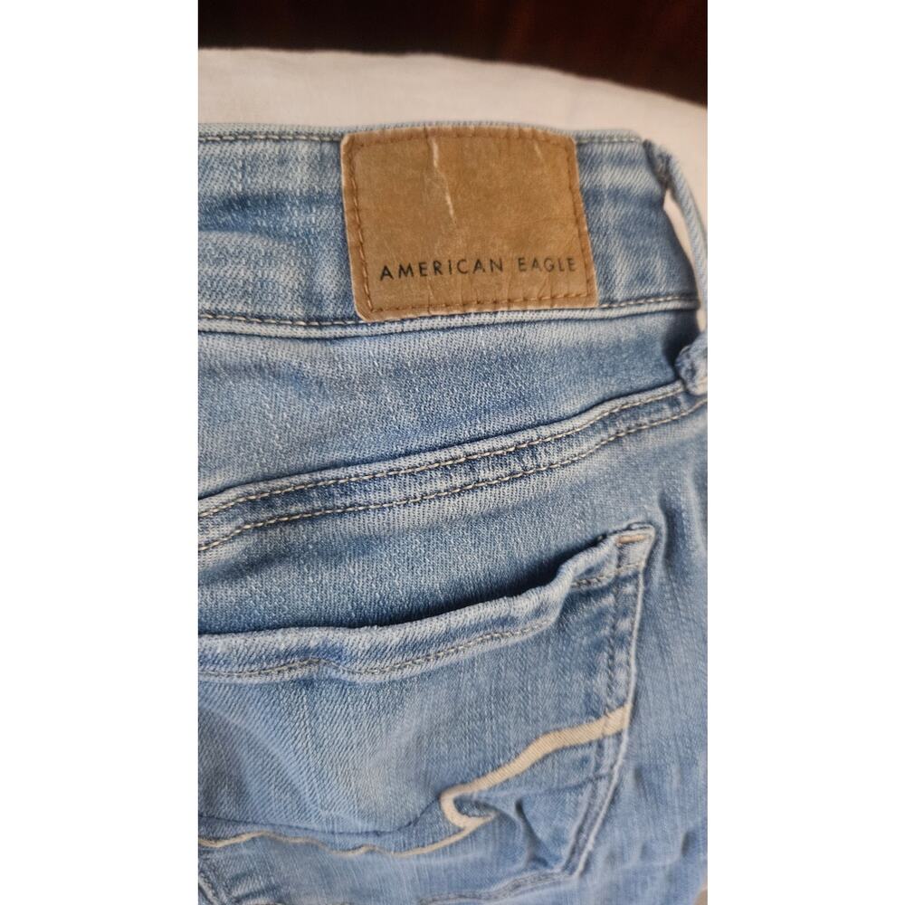 American Eagle Outfitters Women's Size 6 Regular Next Level Stretch Light Wash - Picture 6 of 8